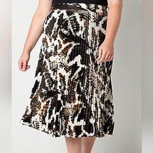 Women's Black and Brown Pleated Skirt